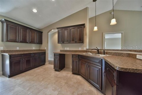 House in Ocala, Florida 3 bedrooms, 179.67 sq.m. № 2105258 - photo 8