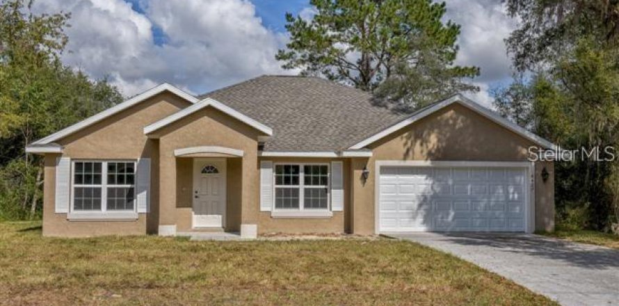 House in Ocala, Florida 3 bedrooms, 179.67 sq.m. № 2105258