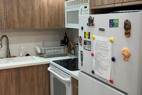 Купить кондоминиум в Дирфилд-Бич, Флорида 5 комнат, 76.18м2, № 2241109 - фото 5