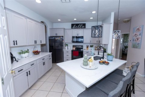 House in Kissimmee, Florida 4 bedrooms, 250 sq.m. № 1572416 - photo 10