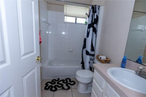 House in Kissimmee, Florida 4 bedrooms, 250 sq.m. № 1572416 - photo 19