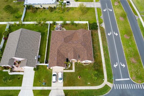 House in Kissimmee, Florida 4 bedrooms, 250 sq.m. № 1572416 - photo 4