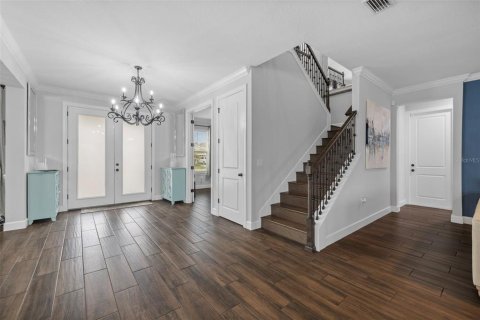 House in Wesley Chapel, Florida 5 bedrooms, 407.1 sq.m. № 1567485 - photo 9