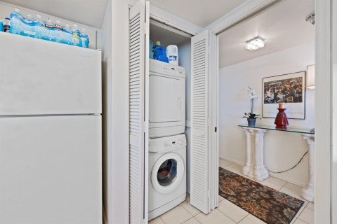 Купить кондоминиум в Саут-Палм-Бич, Флорида 4 комнаты, 124.49м2, № 2192567 - фото 7