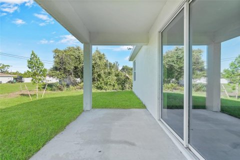 Casa en venta en Port Charlotte, Florida, 3 dormitorios, 139.54 m2 № 1784650 - foto 27