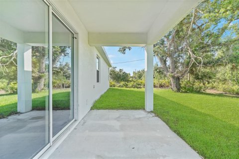 Casa en venta en Port Charlotte, Florida, 3 dormitorios, 139.54 m2 № 1784650 - foto 26
