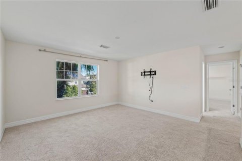 House in Wesley Chapel, Florida 4 bedrooms, 272.48 sq.m. № 2239148 - photo 20