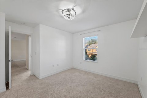House in Wesley Chapel, Florida 4 bedrooms, 272.48 sq.m. № 2239148 - photo 23