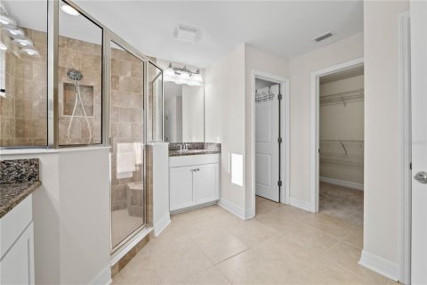 House in Wesley Chapel, Florida 4 bedrooms, 272.48 sq.m. № 2239148 - photo 18