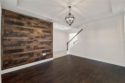 House in Wesley Chapel, Florida 4 bedrooms, 272.48 sq.m. № 2239148 - photo 4