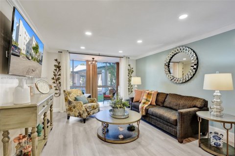Condo in Lauderdale Lakes, Florida, 1 bedroom  № 1861639 - photo 19