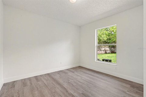House in Palm Bay, Florida 3 bedrooms, 113.53 sq.m. № 2403674 - photo 22
