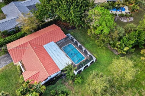 Купить виллу или дом в Корал-Спрингс, Флорида 4 спальни, 189.43м2, № 2061244 - фото 3