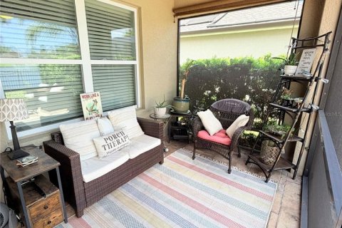 House in New Smyrna Beach, Florida 3 bedrooms, 157.93 sq.m. № 2205444 - photo 17