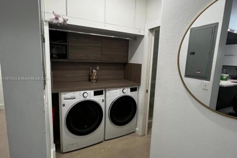 Touwnhouse à vendre à Homestead, Floride: 4 chambres, 146.04 m2 № 1928881 - photo 24