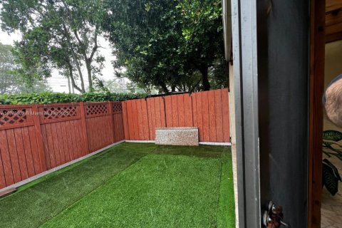 Touwnhouse à vendre à Homestead, Floride: 4 chambres, 146.04 m2 № 1928881 - photo 25