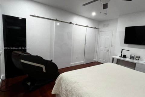 Touwnhouse à vendre à Homestead, Floride: 4 chambres, 146.04 m2 № 1928881 - photo 13