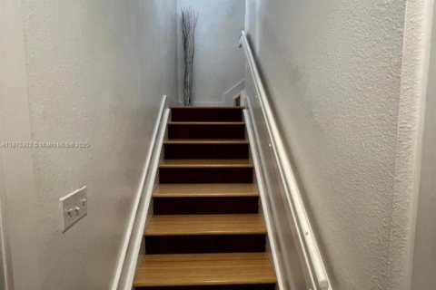 Touwnhouse à vendre à Homestead, Floride: 4 chambres, 146.04 m2 № 1928881 - photo 9