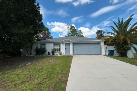 House in Palm Bay, Florida 3 bedrooms, 116.78 sq.m. № 2330319