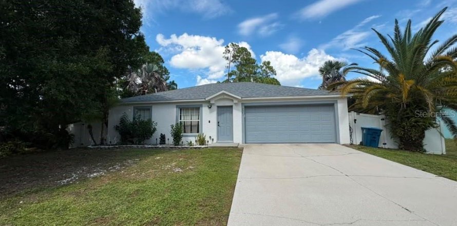 House in Palm Bay, Florida 3 bedrooms, 116.78 sq.m. № 2330319