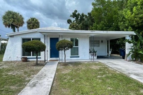 Apartment in Tampa, Florida 3 bedrooms, 94.02 sq.m. № 2364152