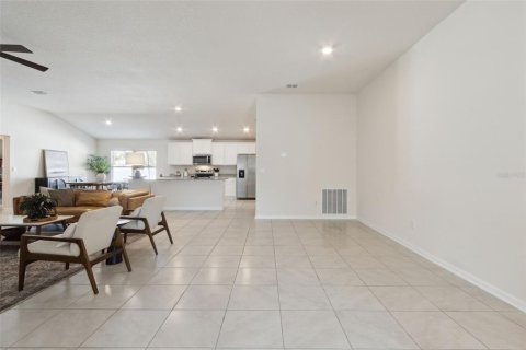 House in Palm Coast, Florida 3 bedrooms, 219.53 sq.m. № 1801615 - photo 11