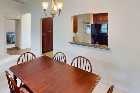 Adosado en venta en Ormond Beach, Florida, 2 dormitorios, 126.16 m2 № 1631518 - foto 10