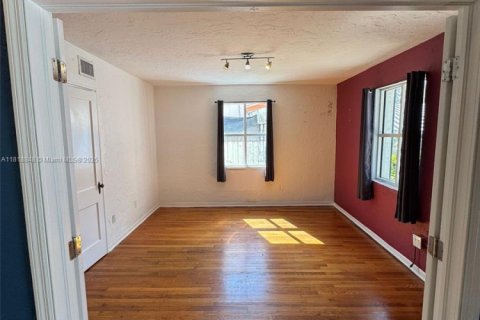 Villa ou maison à louer à Miami Beach, Floride: 3 chambres, 140.65 m2 № 1939661 - photo 8