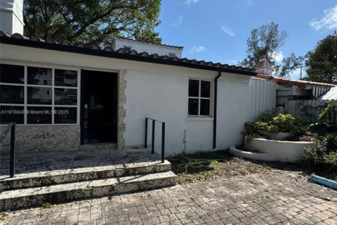 Villa ou maison à louer à Miami Beach, Floride: 3 chambres, 140.65 m2 № 1939661 - photo 4