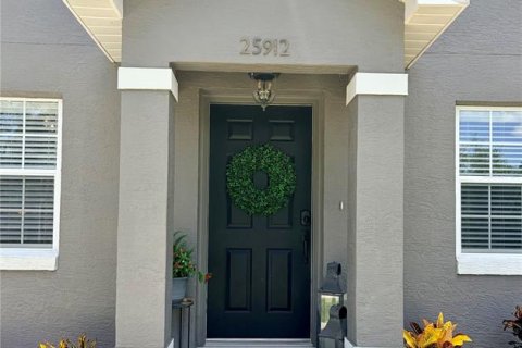 Villa ou maison à vendre à Mount Plymouth, Floride: 2 chambres, 110.37 m2 № 2296599 - photo 3