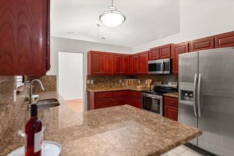 Casa en venta en Gainesville, Florida, 3 dormitorios, 188.31 m2 № 1844413 - foto 2