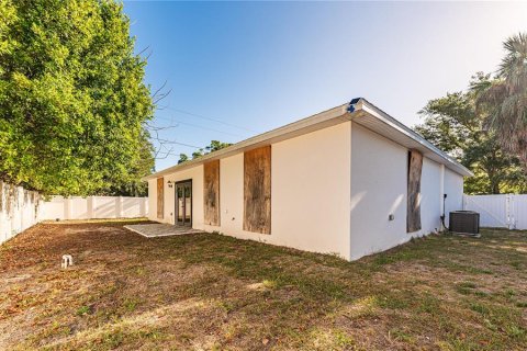 Villa ou maison à louer à Tampa, Floride: 3 chambres, 150.04 m2 № 2425391 - photo 29