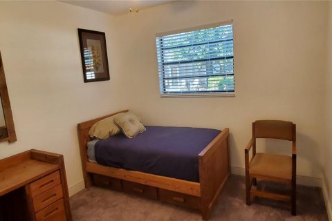 Condo in Saint Petersburg, Florida, 2 bedrooms № 2236628 - photo 24