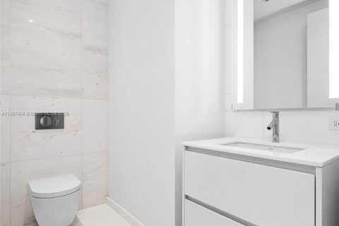 Copropriété à louer à Miami, Floride: 2 chambres, 146.6 m2 № 1888815 - photo 6