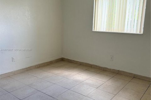 Apartamento en alquiler en Homestead, Florida, 2 dormitorios, 362.97 m2 № 2315880 - foto 7