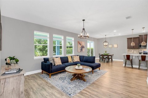 House in Winter Park, Florida 4 bedrooms, 244.98 sq.m. № 1869551 - photo 3