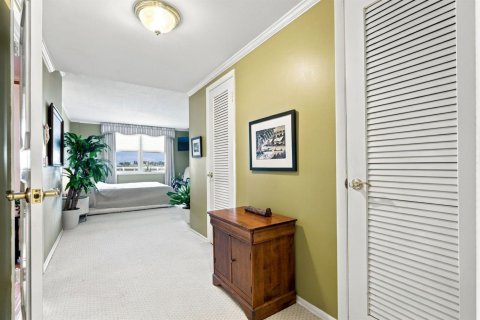 Copropriété à vendre à Palm Beach, Floride: 3 chambres, 182 m2 № 2381520 - photo 15