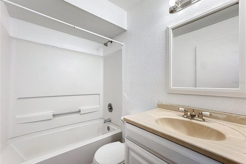 Condo in Orlando, Florida, 3 bedrooms  № 1851284 - photo 23