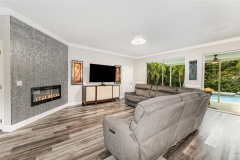 Casa en venta en Orlando, Florida, 5 dormitorios, 279.82 m2 № 1883580 - foto 8