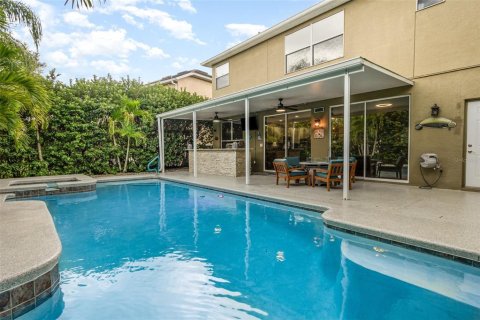 Casa en venta en Orlando, Florida, 5 dormitorios, 279.82 m2 № 1883580 - foto 2