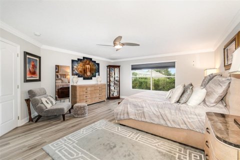 Casa en venta en Orlando, Florida, 5 dormitorios, 279.82 m2 № 1883580 - foto 18
