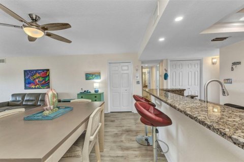 Condo in Punta Gorda, Florida, 2 bedrooms  № 1765163 - photo 19