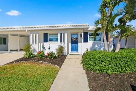 Villa ou maison à Longboat Key, Floride 2 chambres, 128.21 m2 № 2127924