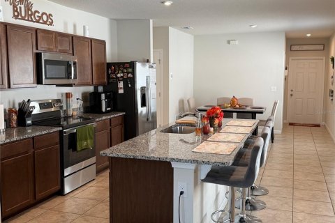 Villa ou maison à vendre à Zephyrhills, Floride: 3 chambres, 139.45 m2 № 2414902 - photo 6
