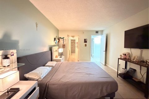 Copropriété à vendre à Plantation, Floride: 2 chambres, 98.48 m2 № 1966425 - photo 16