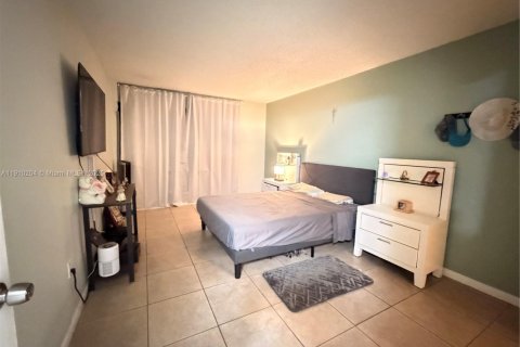 Copropriété à vendre à Plantation, Floride: 2 chambres, 98.48 m2 № 1966425 - photo 17