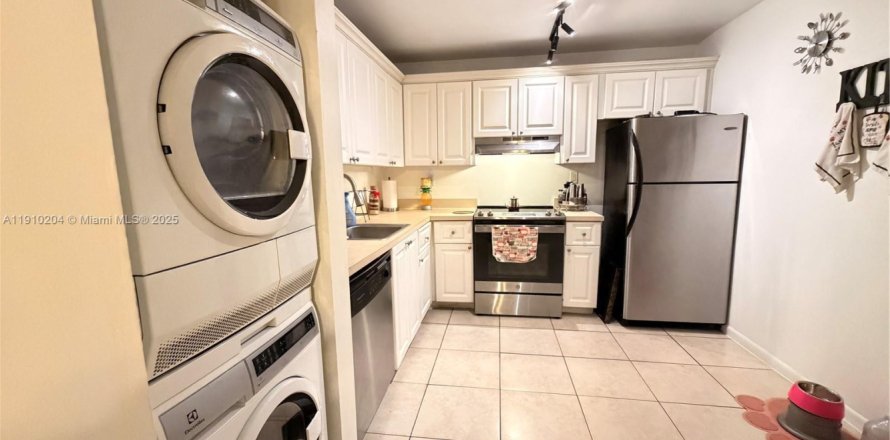 Condo à Plantation, Floride, 2 chambres  № 1966425