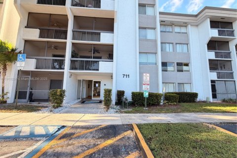 Copropriété à vendre à Plantation, Floride: 2 chambres, 98.48 m2 № 1966425 - photo 27