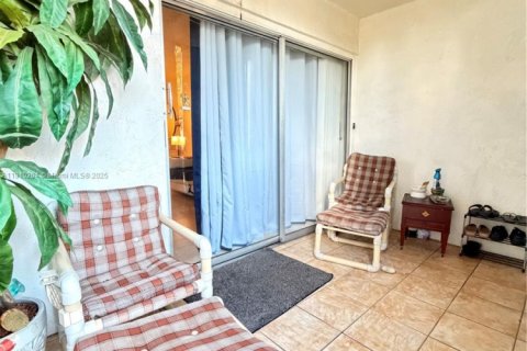 Copropriété à vendre à Plantation, Floride: 2 chambres, 98.48 m2 № 1966425 - photo 24