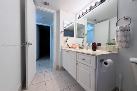 Copropriété à vendre à Plantation, Floride: 2 chambres, 98.48 m2 № 1966425 - photo 18